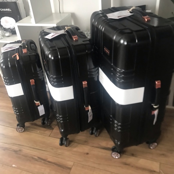 jessica simpson timeless luggage